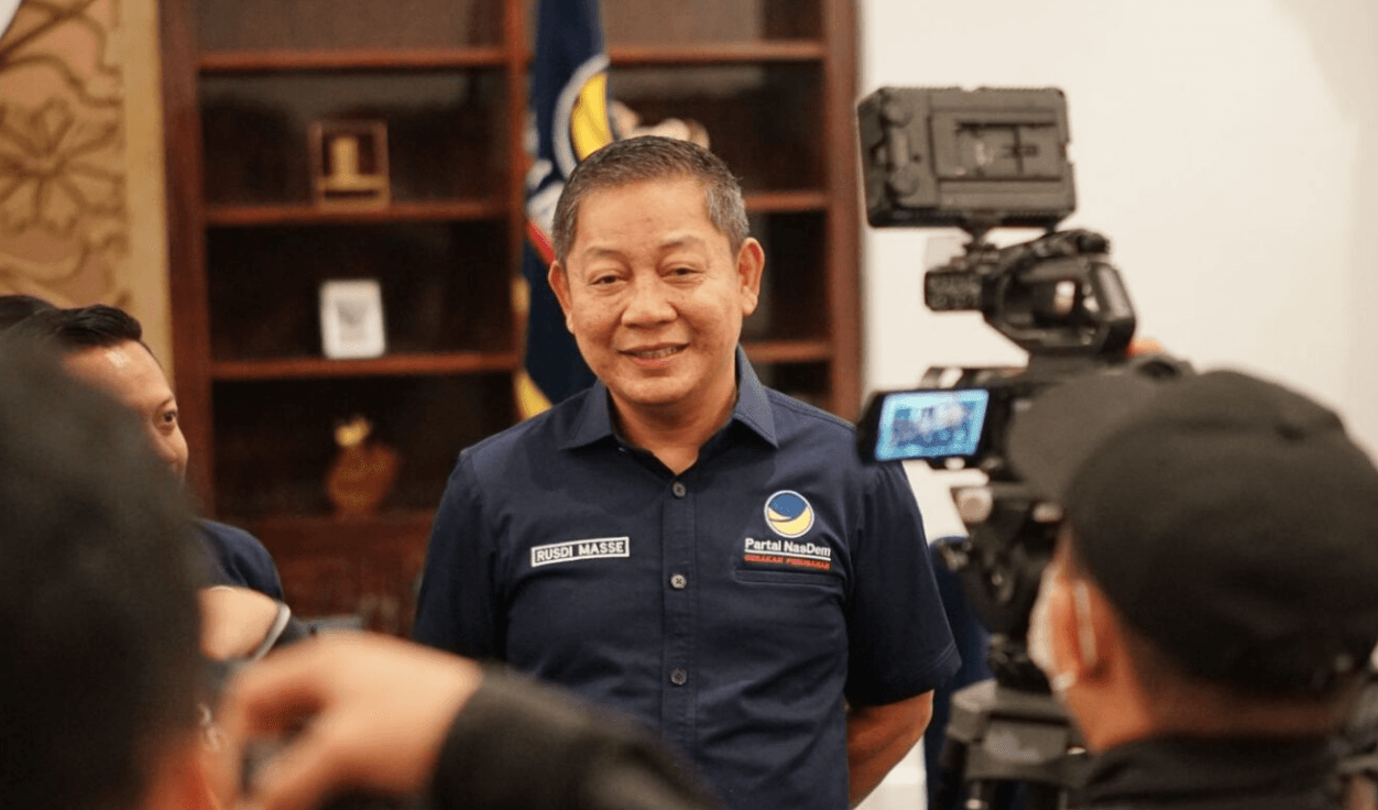 Sahroni Minta Diganti dengan